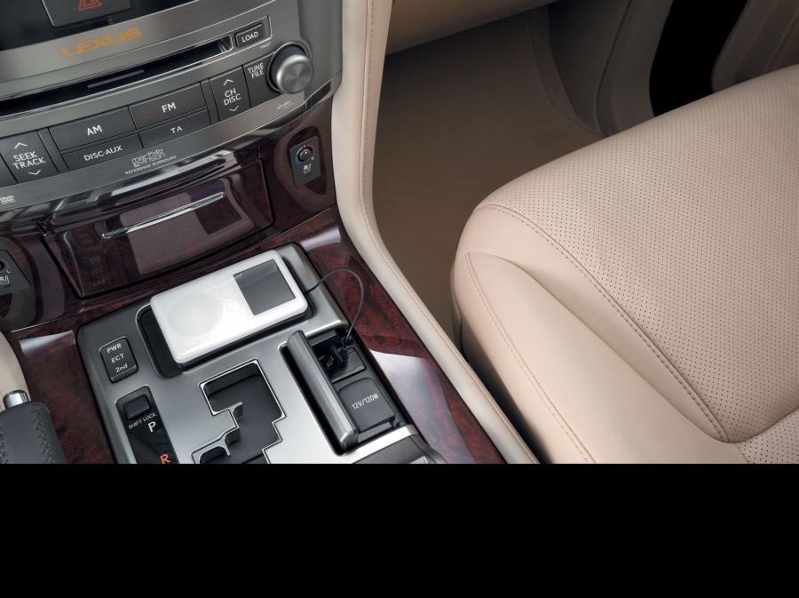  Lexus LX570 2008 года  (фото 52 из 221)